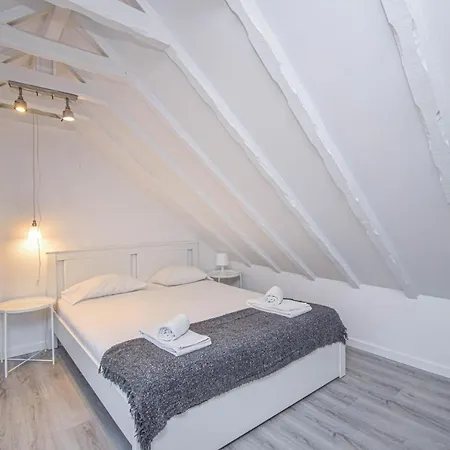 Bica Loft * Лісабон